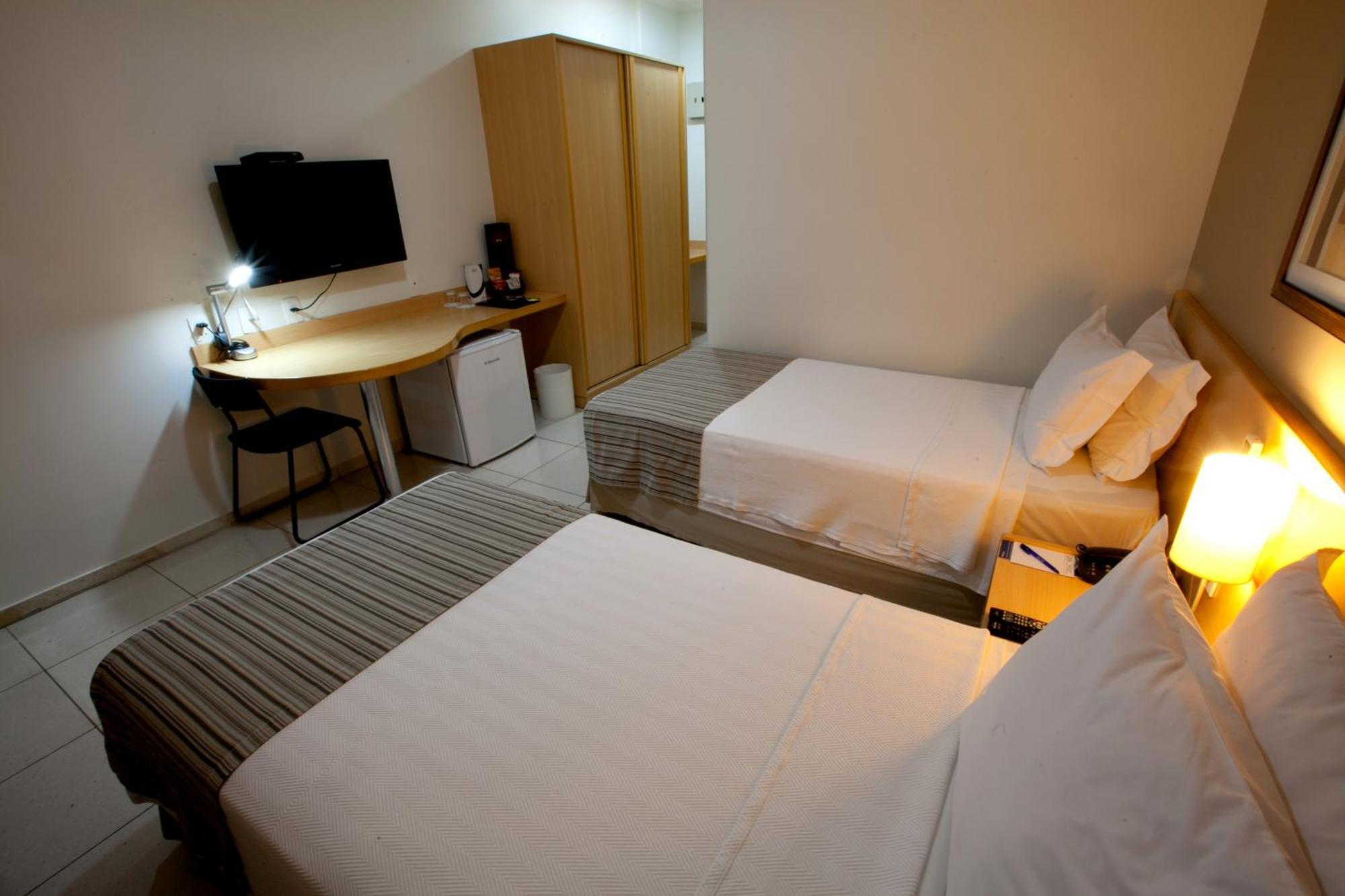 Oitis Hotel Goiania Ruang foto