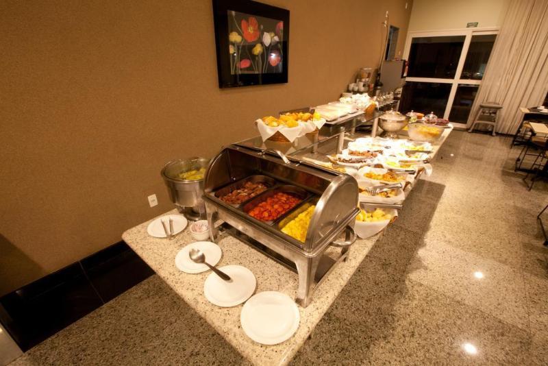 Oitis Hotel Goiania Bagian luar foto